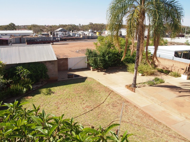 104 Newton Street, Broken Hill NSW 2880