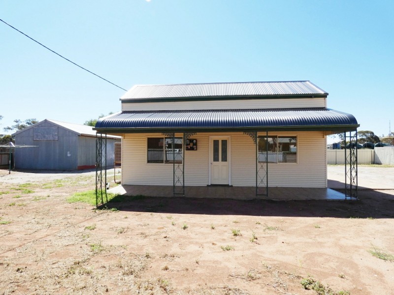 198 Rakow Street, Broken Hill NSW 2880