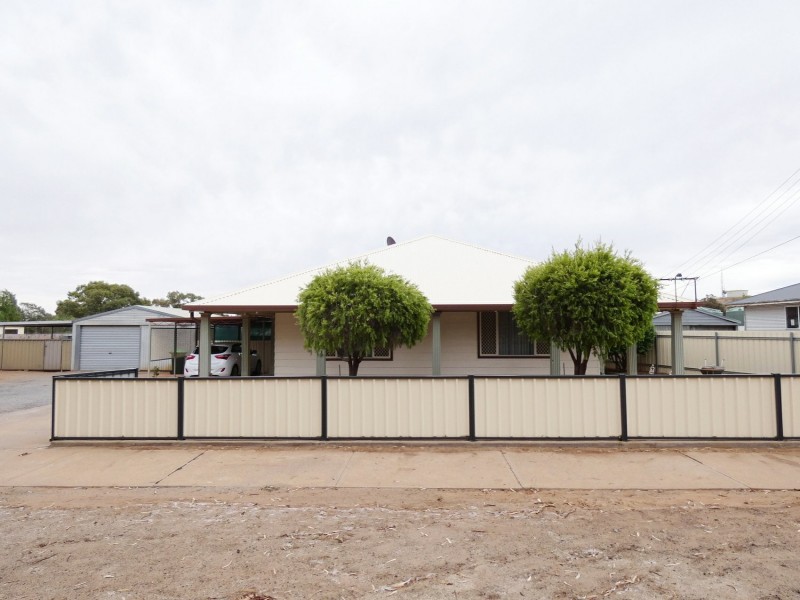 200 Rakow Street, Broken Hill NSW 2880