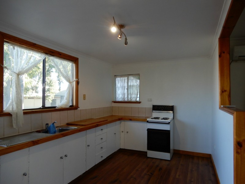 27 Nicholls Street, Broken Hill NSW 2880