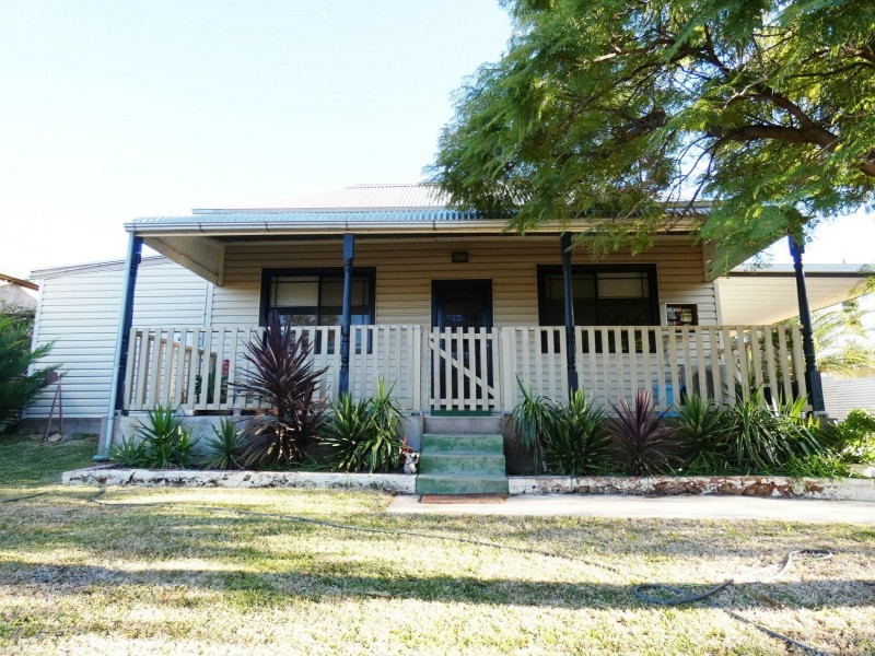 220 Wilson Street, Broken Hill NSW 2880