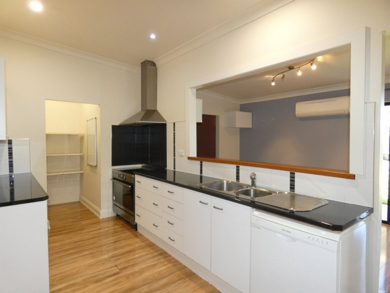 220 Wilson Street, Broken Hill NSW 2880