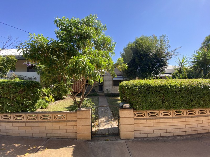 76 Cummins Street, Broken Hill NSW 2880