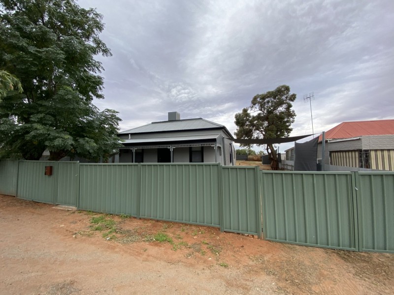 77 Cornish Street, Broken Hill NSW 2880