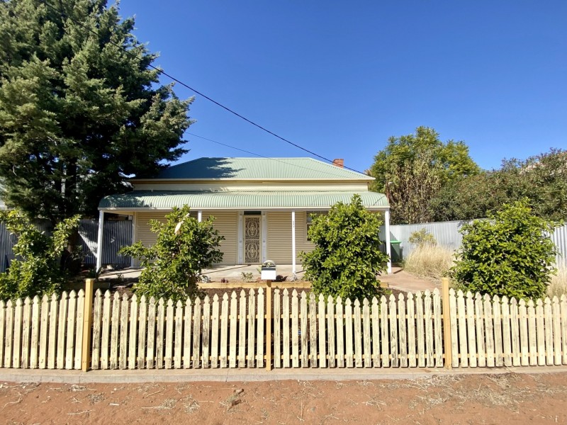 527 McGowen Street, Broken Hill NSW 2880