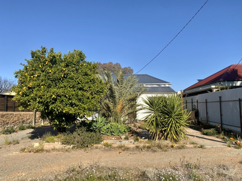417 Cummins Street, Broken Hill NSW 2880