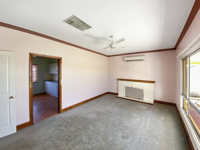 124 Newton Lane, Broken Hill NSW 2880
