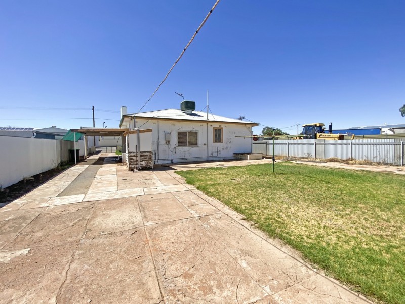124 Newton Lane, Broken Hill NSW 2880