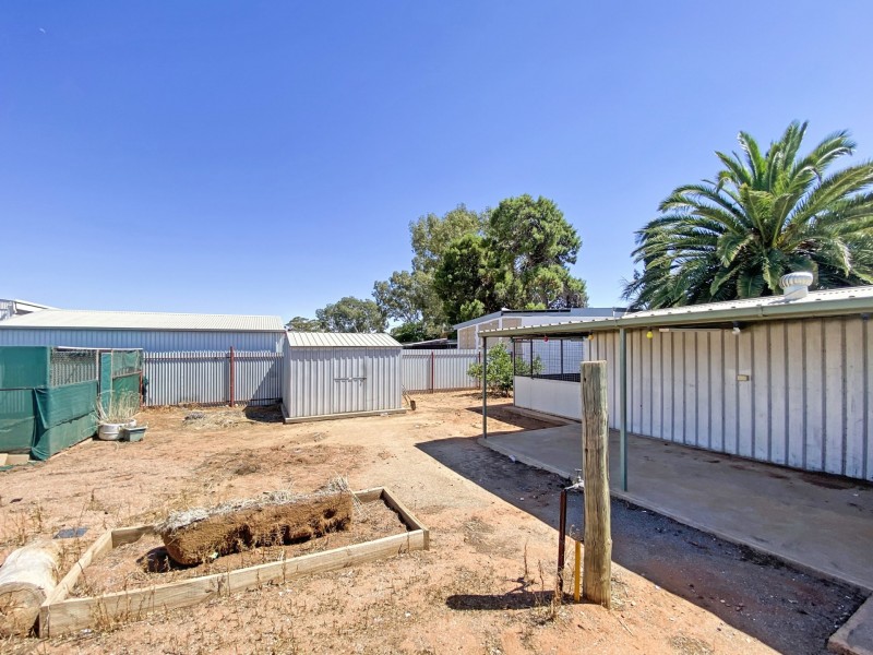 124 Newton Lane, Broken Hill NSW 2880