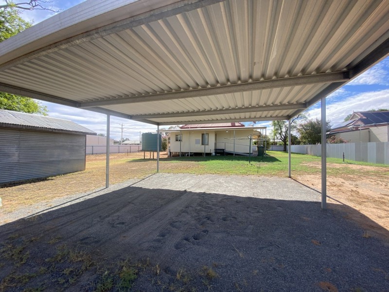 43 Yartla Street, Menindee NSW 2879