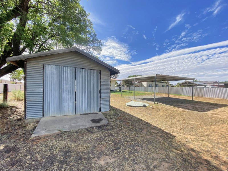 43 Yartla Street, Menindee NSW 2879