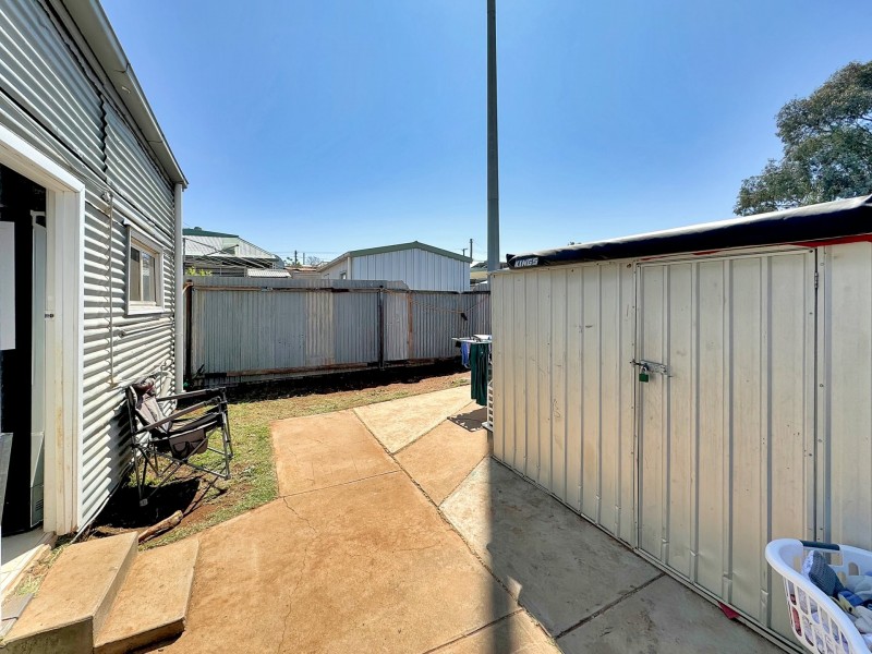 102 Kaolin Street, Broken Hill NSW 2880