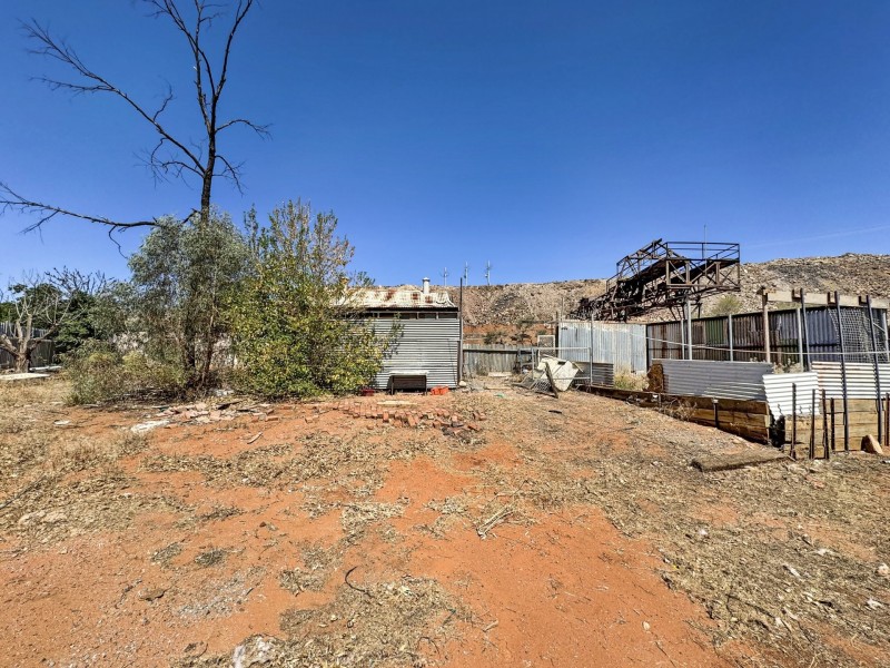 233 South Road, Broken Hill NSW 2880