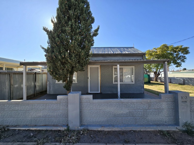 102 Kaolin Street, Broken Hill NSW 2880
