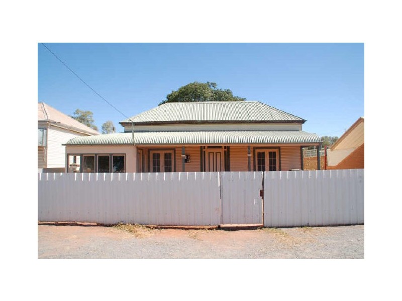 33 Garnet Street, Broken Hill NSW 2880