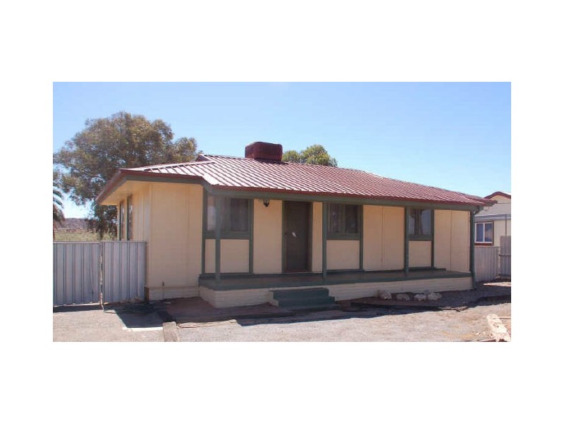 676 McGowen Street, Broken Hill NSW 2880