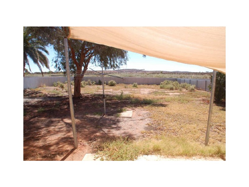 676 McGowen Street, Broken Hill NSW 2880
