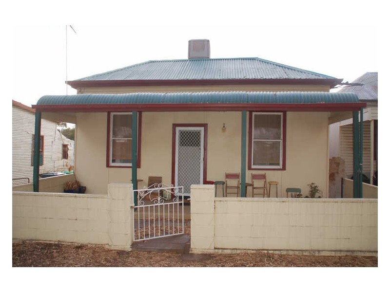 120 Piper Street, Broken Hill NSW 2880