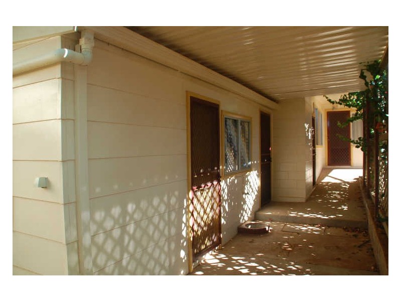 69-71 Mica Street, Broken Hill NSW 2880