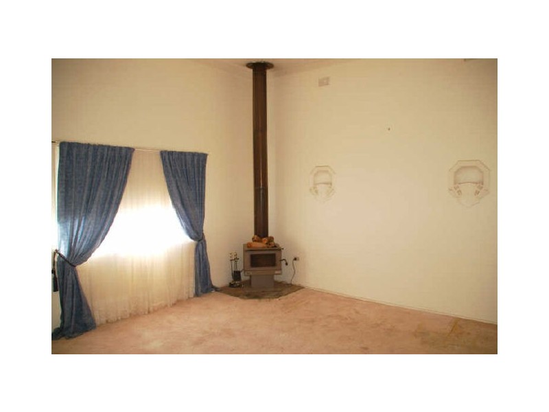 196 Oxide Street, Broken Hill NSW 2880