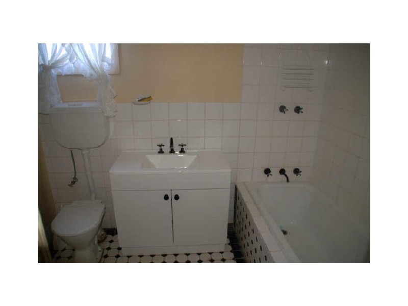 73 Boughtman Street, Broken Hill NSW 2880