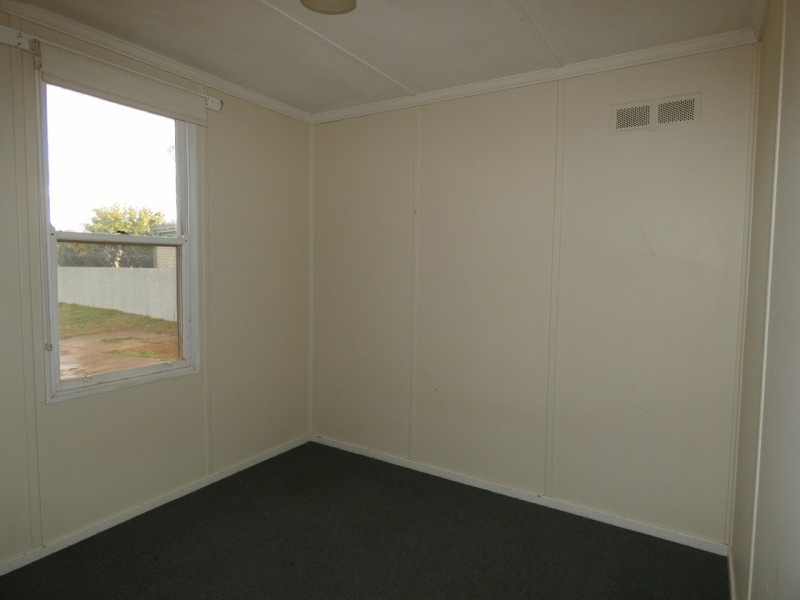 275 Knox Street, Broken Hill NSW 2880