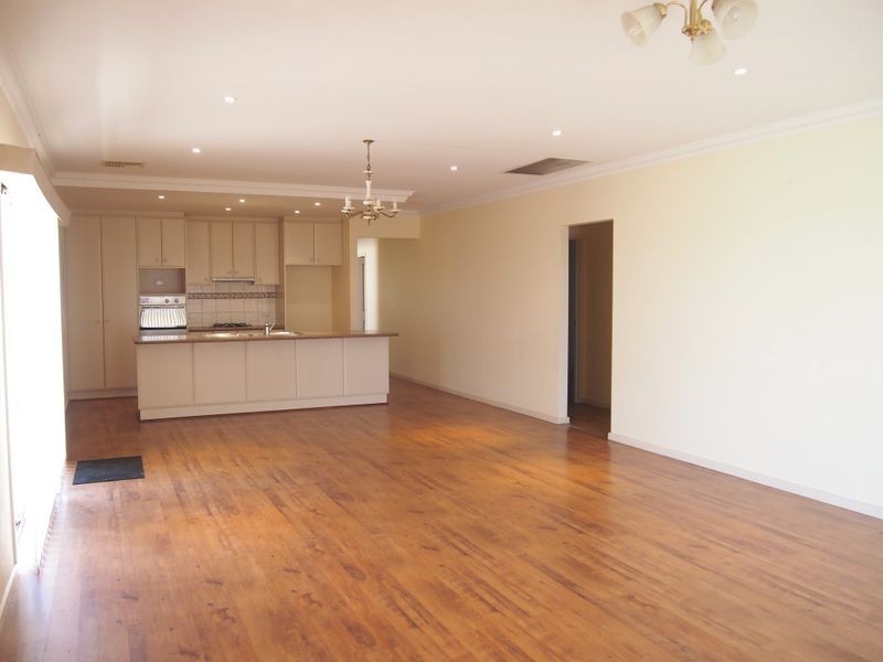 402 Wyman Lane, Broken Hill NSW 2880