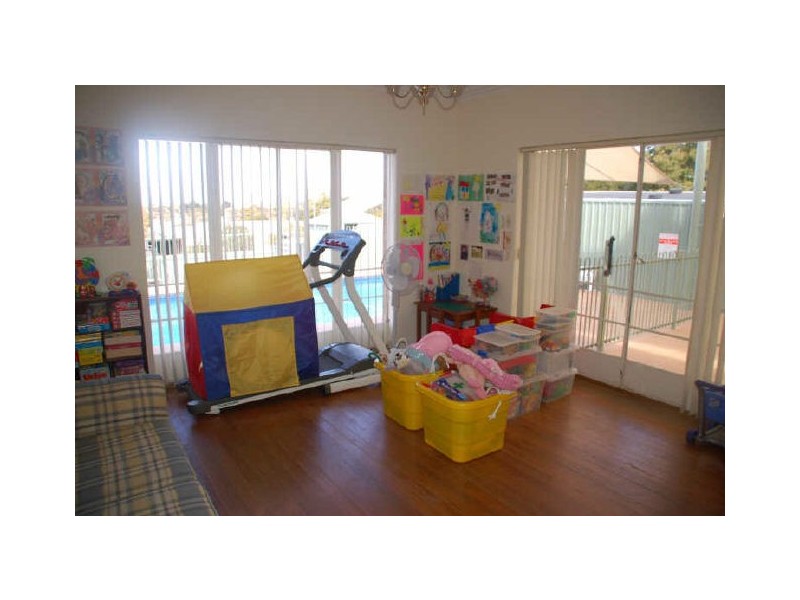 557 Cummins Street, Broken Hill NSW 2880