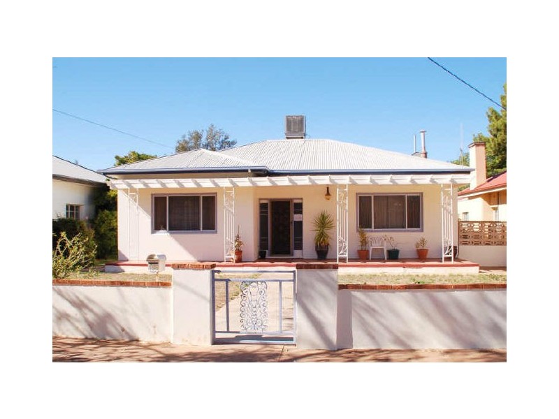 135 Wills Street, Broken Hill NSW 2880