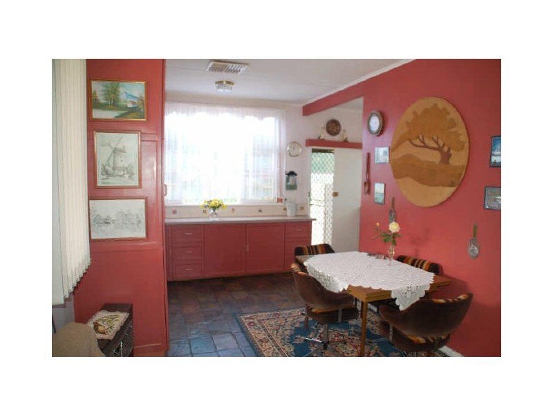 8 Central Street, Broken Hill NSW 2880