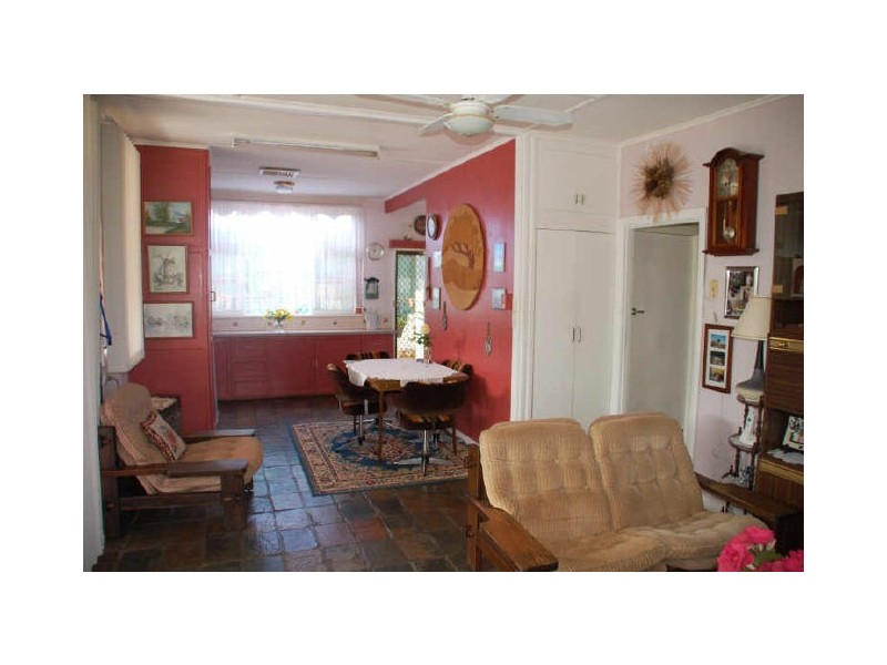 8 Central Street, Broken Hill NSW 2880