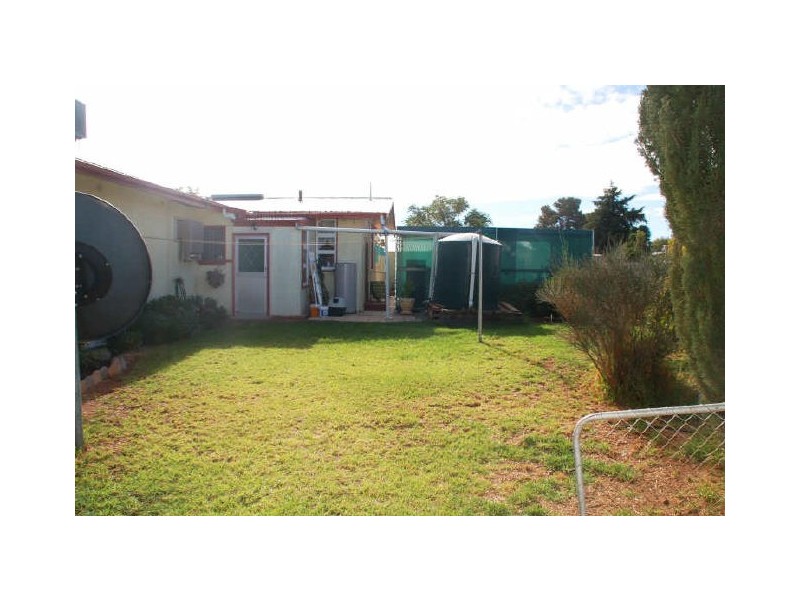 8 Central Street, Broken Hill NSW 2880