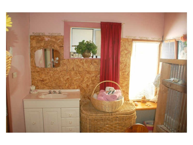 74 Cummins Street, Broken Hill NSW 2880
