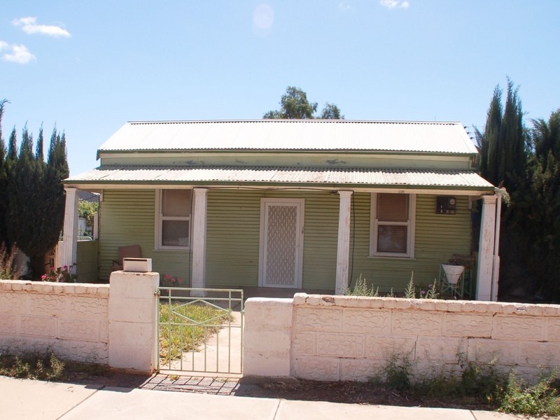 110 Wilson Street, Broken Hill NSW 2880