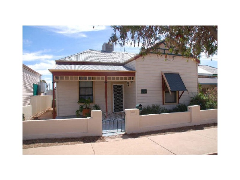 194 Oxide Street, Broken Hill NSW 2880