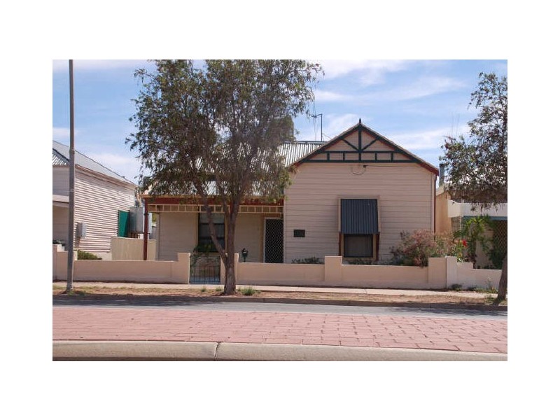194 Oxide Street, Broken Hill NSW 2880
