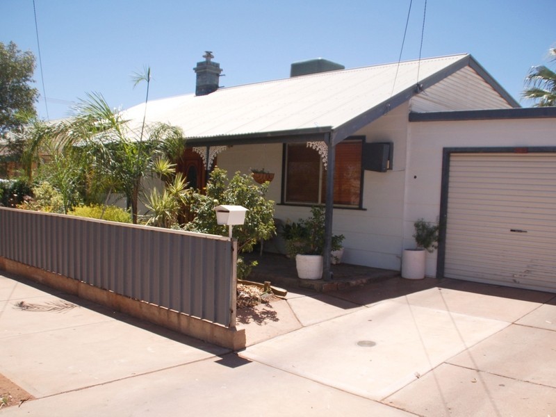 52 Nicholls Street, Broken Hill NSW 2880