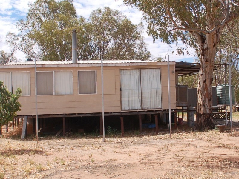 22 Wentworth Road, Menindee NSW 2879