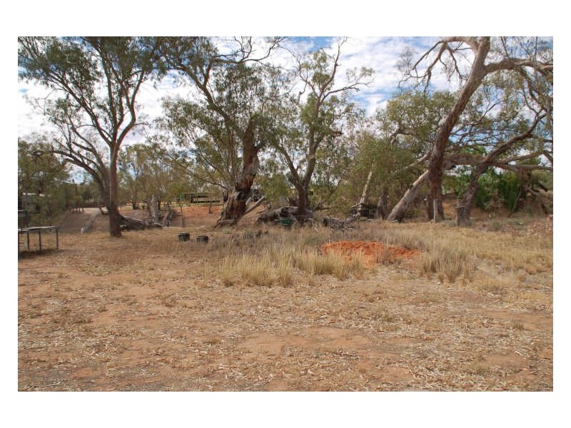 22 Wentworth Road, Menindee NSW 2879