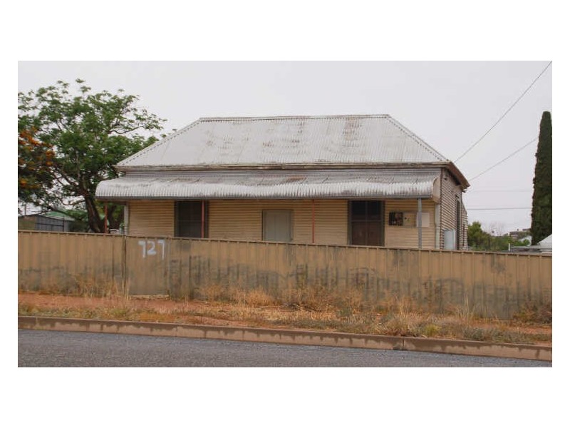 727 Beryl Street, Broken Hill NSW 2880