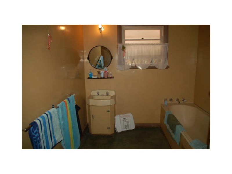 671 Lane Street, Broken Hill NSW 2880