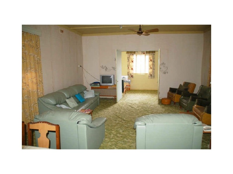 557 Fisher Street, Broken Hill NSW 2880