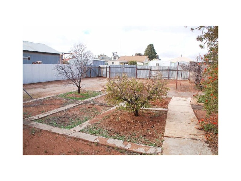 557 Fisher Street, Broken Hill NSW 2880