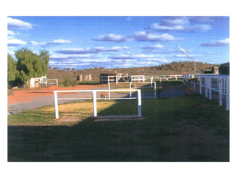 225 Racecourse Road, Broken Hill NSW 2880