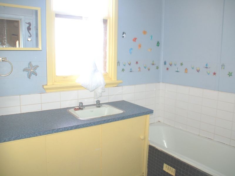 4 Dundas Avenue, Broken Hill NSW 2880