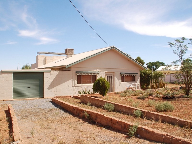 741- 743 Chapple Street, Broken Hill NSW 2880