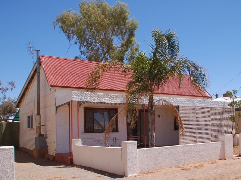 232 Clarke Street, Broken Hill NSW 2880