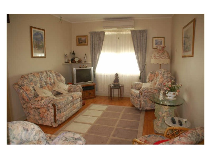 196 Carbon Street, Broken Hill NSW 2880