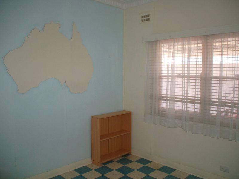 24 Thomas Lane, Broken Hill NSW 2880