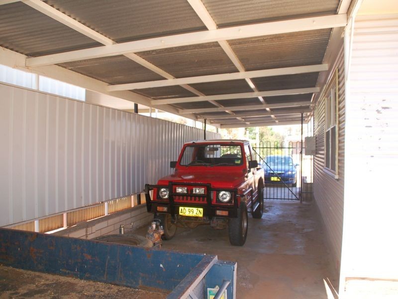24 Thomas Lane, Broken Hill NSW 2880